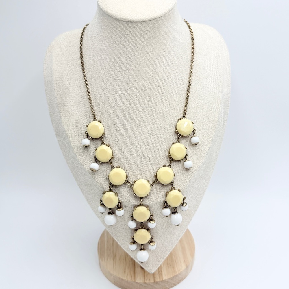 Vintage Cream & White Beaded Statement Necklace Gold-Tone Chain